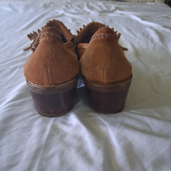 Brown Suede Moccasin Shoes with Fringe - Picture 4 of 5
